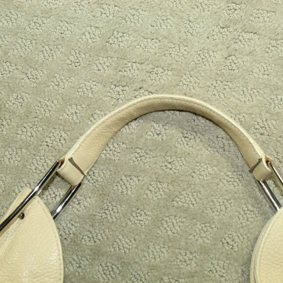 RARE CHIC!!! Furla Beige Pebble Leather Silver-Toned Grommet Shoulder Bag - Picture 11 of 14